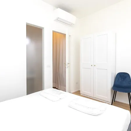 Apartmán Ihost Luxury Flat - Gaudenzio Ferrari 14 *
